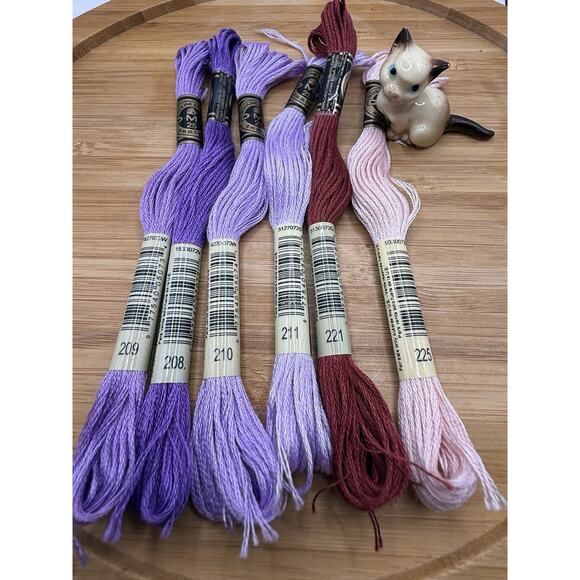 Huge 500 Lot of DMC Embroidery Floss Skeins Cross Stitch Thread NIP #01-3000s*** - Picture 3 of 14